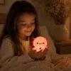 Darcek pre dievca — axolotl lampa ruzova Blumy