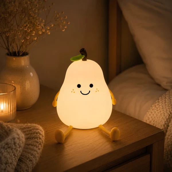 Nocna lampicka Hruska v detskej izbe — silikonova lampa Blumy