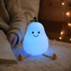 RGB lampa Hruska — modre svetlo nocnej lampicky Blumy