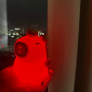 Kapybara – silikónová RGB nočná lampa
